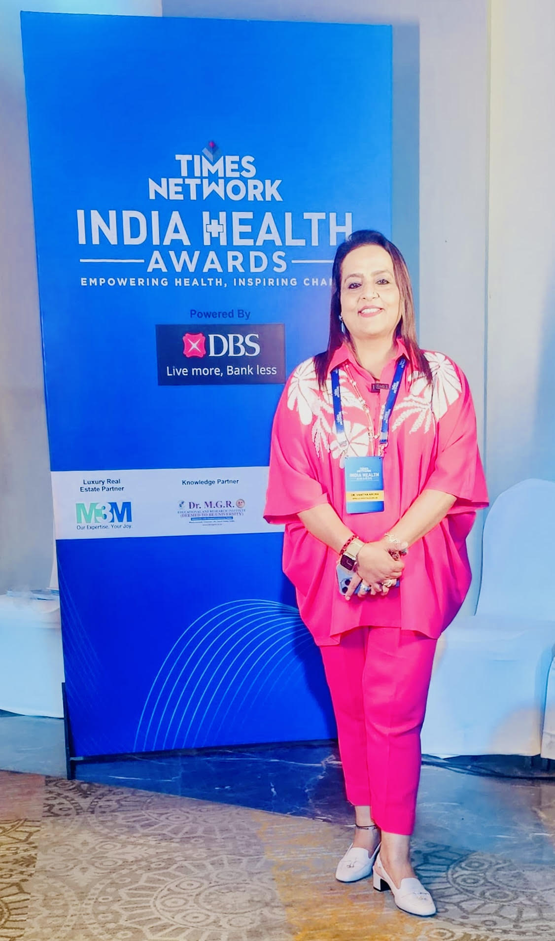 India Health Award to best cardiologist